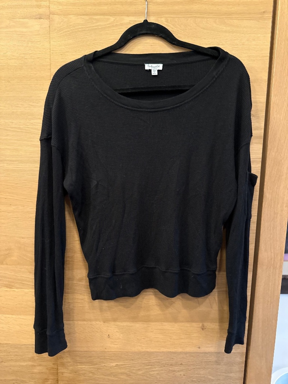 SPLENDID Black Cropped Waffle-Knit Long-Sleeved Shirt